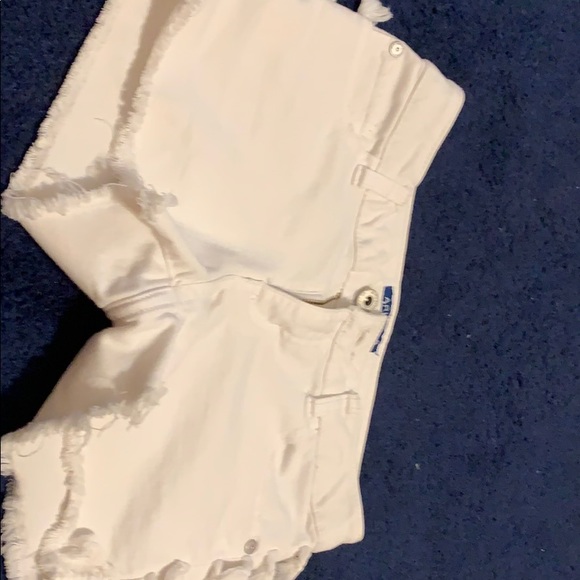 White jean shorts - Picture 1 of 1